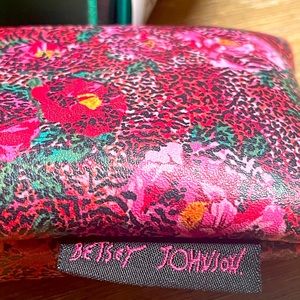 Betsey Johnson Soft Sunglasses/Readers Case